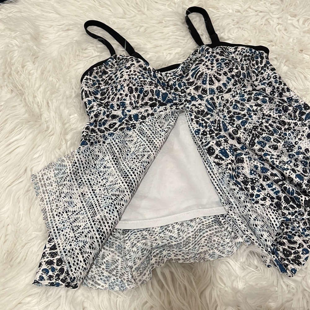 Swimming Top - Picture 3 of 6